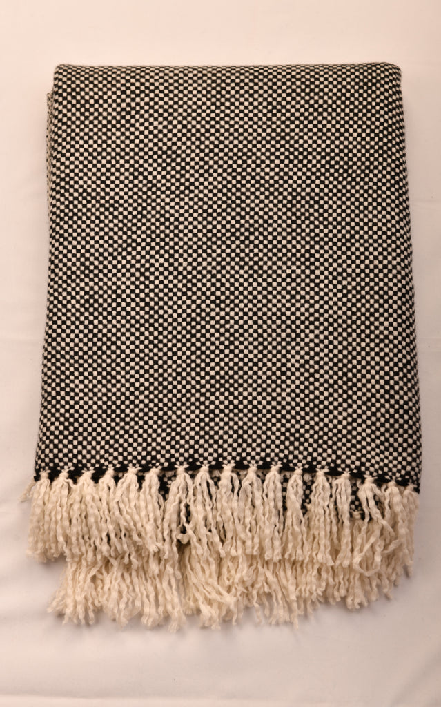 100% Cashmere checked blanket